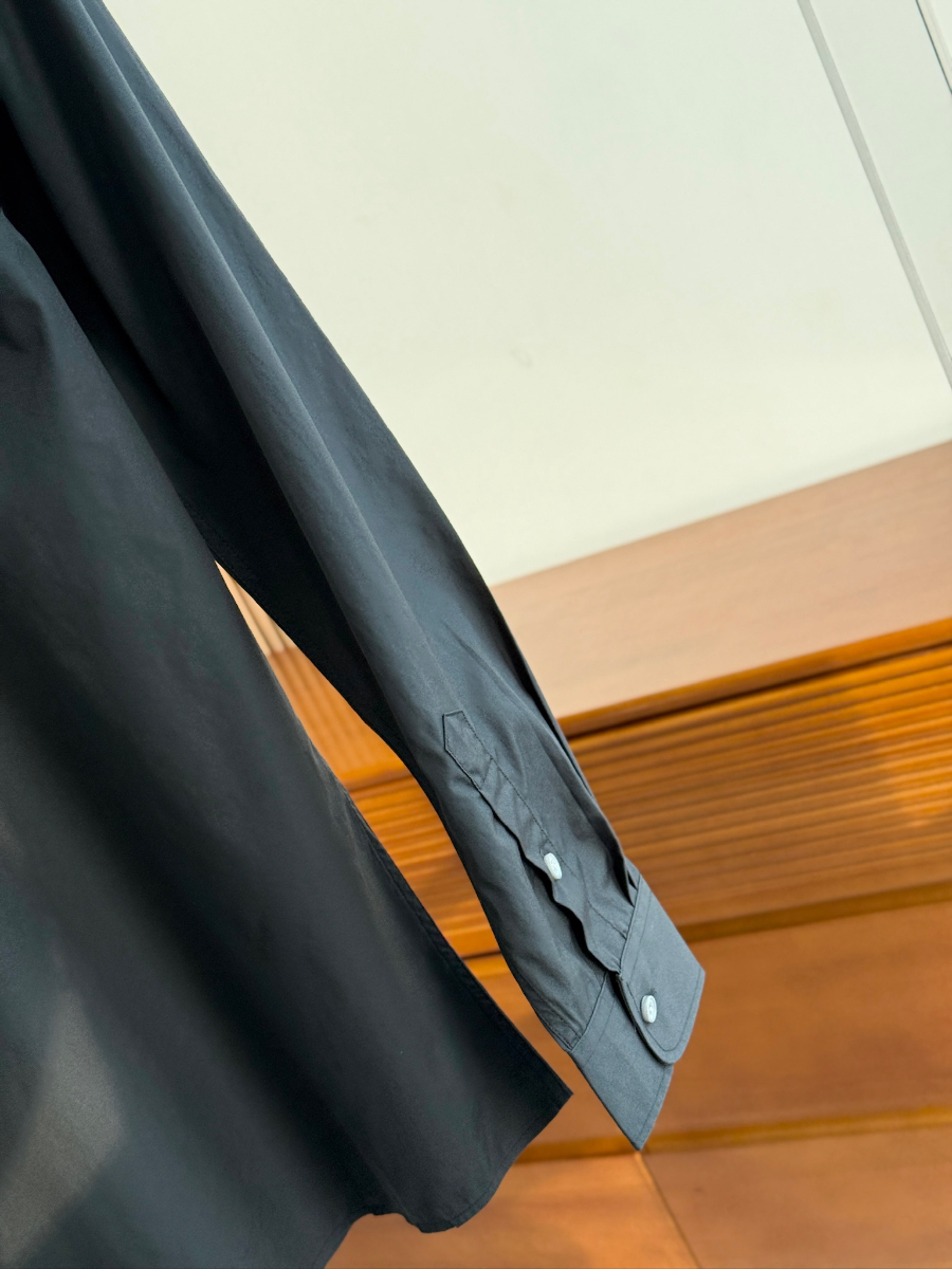 PRADA Textured Cotton Long Sleeve Shirt 프라다 텍스처드 코튼 긴팔 셔츠 18