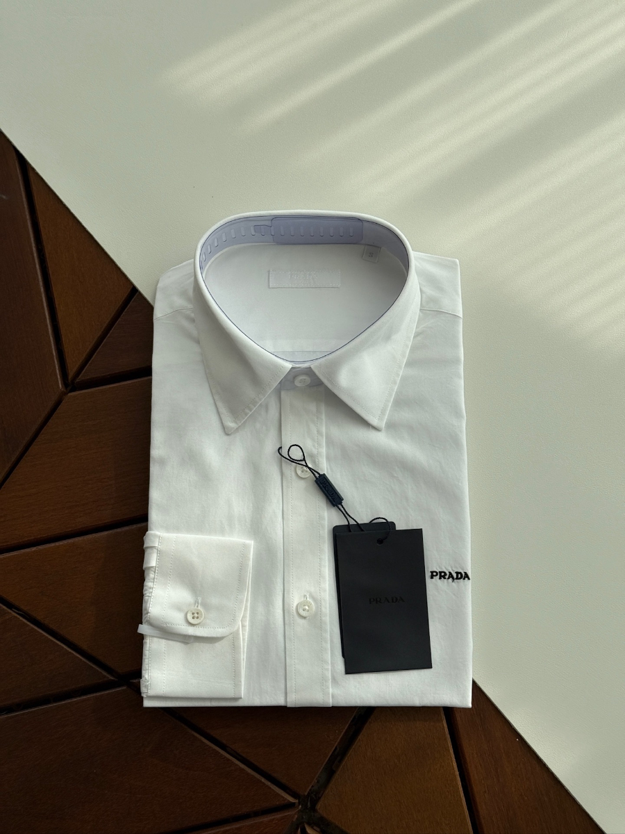 PRADA Textured Cotton Long Sleeve Shirt 프라다 텍스처드 코튼 긴팔 셔츠 화이트 1