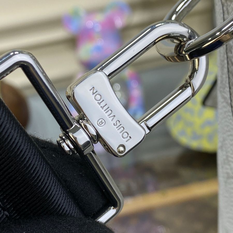 Louis Vuitton Weekend Tote NM 루이비통 위켄드 토트 NM Monogram Taiga 캔버스 토트백 43cm (M30919 / M31010) 7