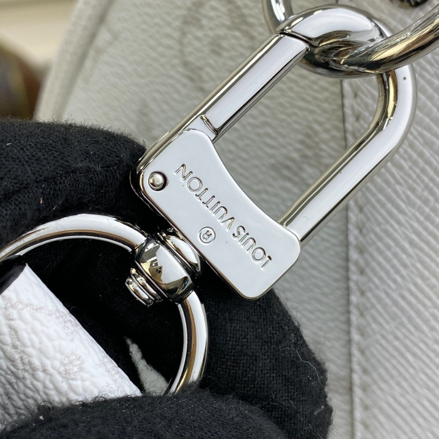 Louis Vuitton Keepall Bandoulière 45 루이비통 키폴 반둘리에 45 Monogram 캔버스 여행가방 45cm (M30235 / M30885) 7