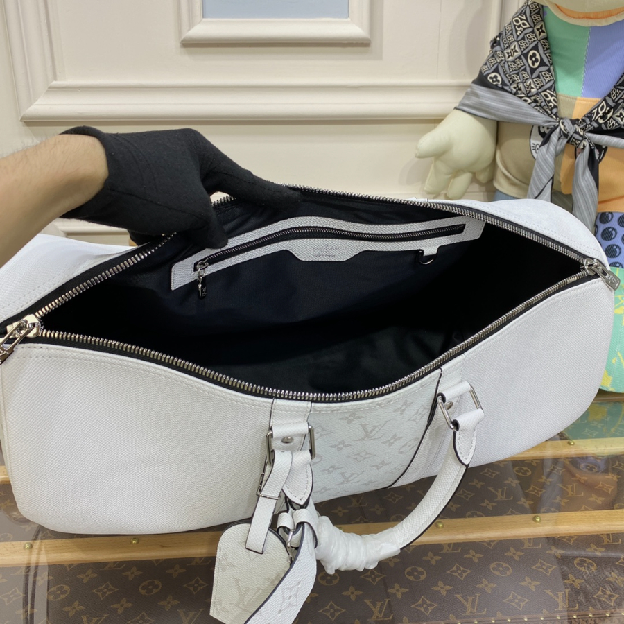 Louis Vuitton Keepall Bandoulière 45 루이비통 키폴 반둘리에 45 Monogram 캔버스 여행가방 45cm (M30235 / M30885) 9