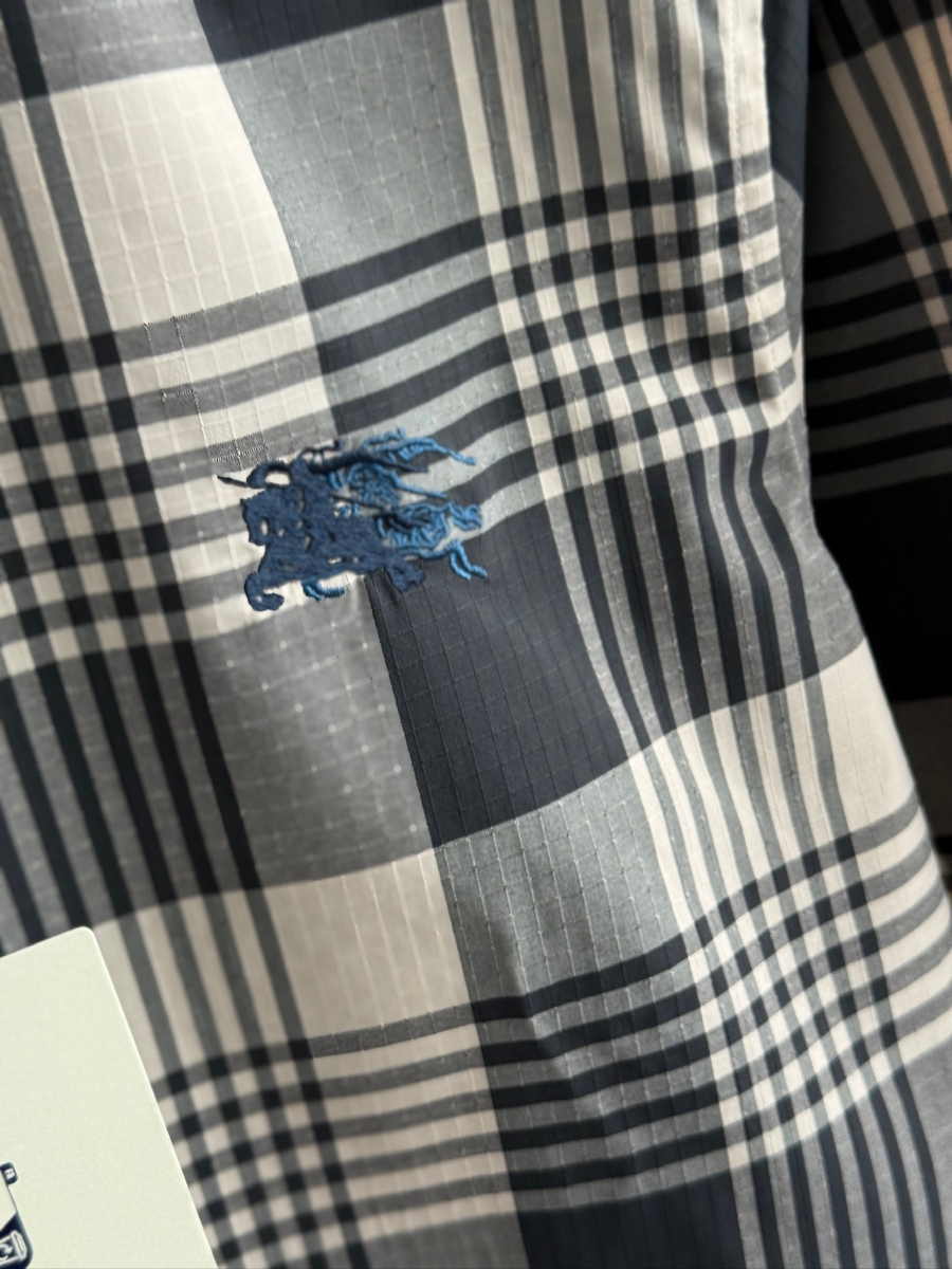 BURBERRY Solid Color Cotton Shirt 버버리 솔리드 컬러 코튼 셔츠 그레이 12