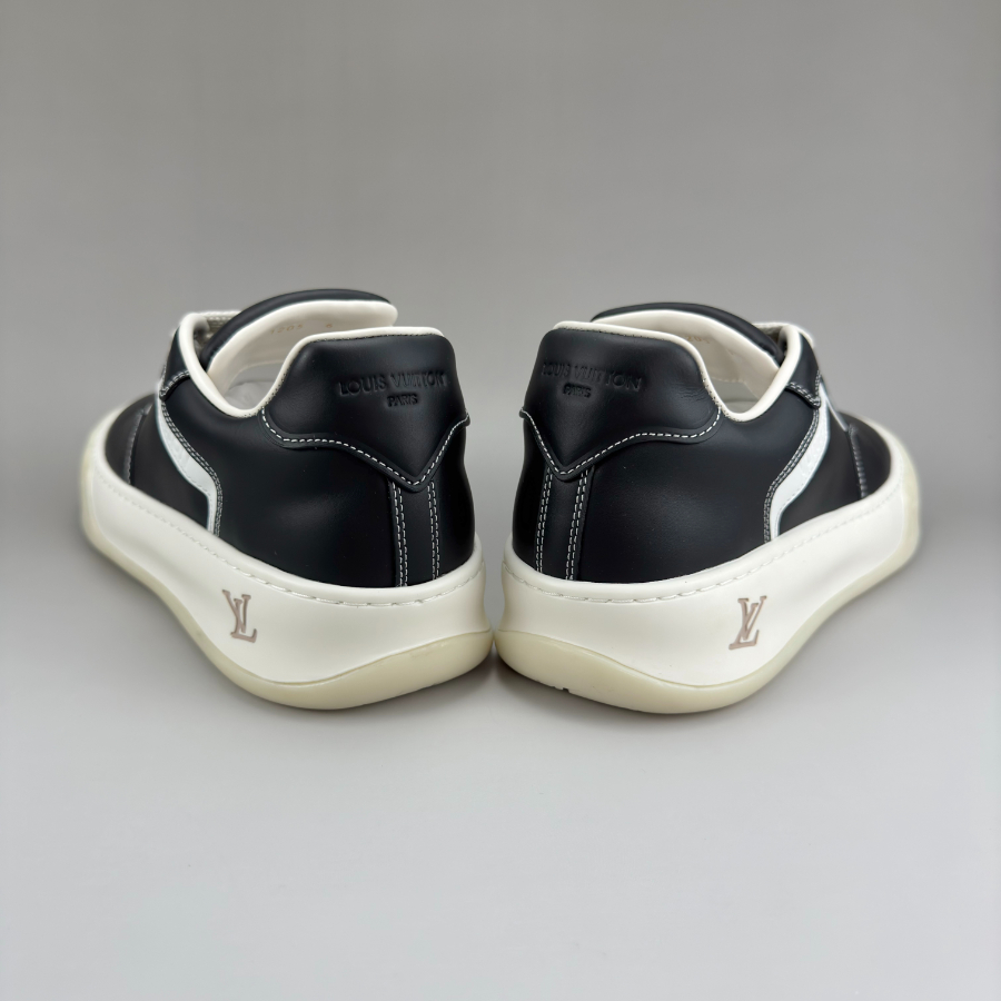 Louis Vuitton 루이비통 3D 모노그램 패턴 레더 로우탑 스니커즈 (Iv Tilted 스타일) 블랙 9