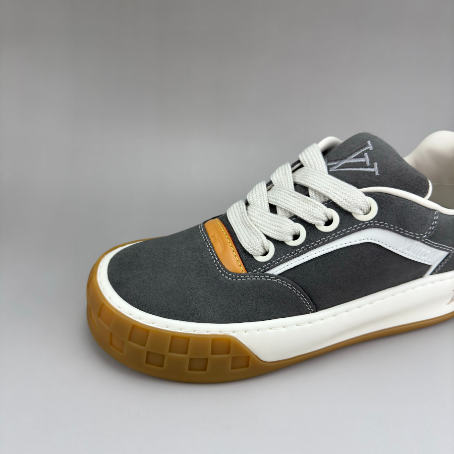 Louis Vuitton 루이비통 3D 모노그램 패턴 레더 로우탑 스니커즈 (Iv Tilted 스타일) 그레이 6