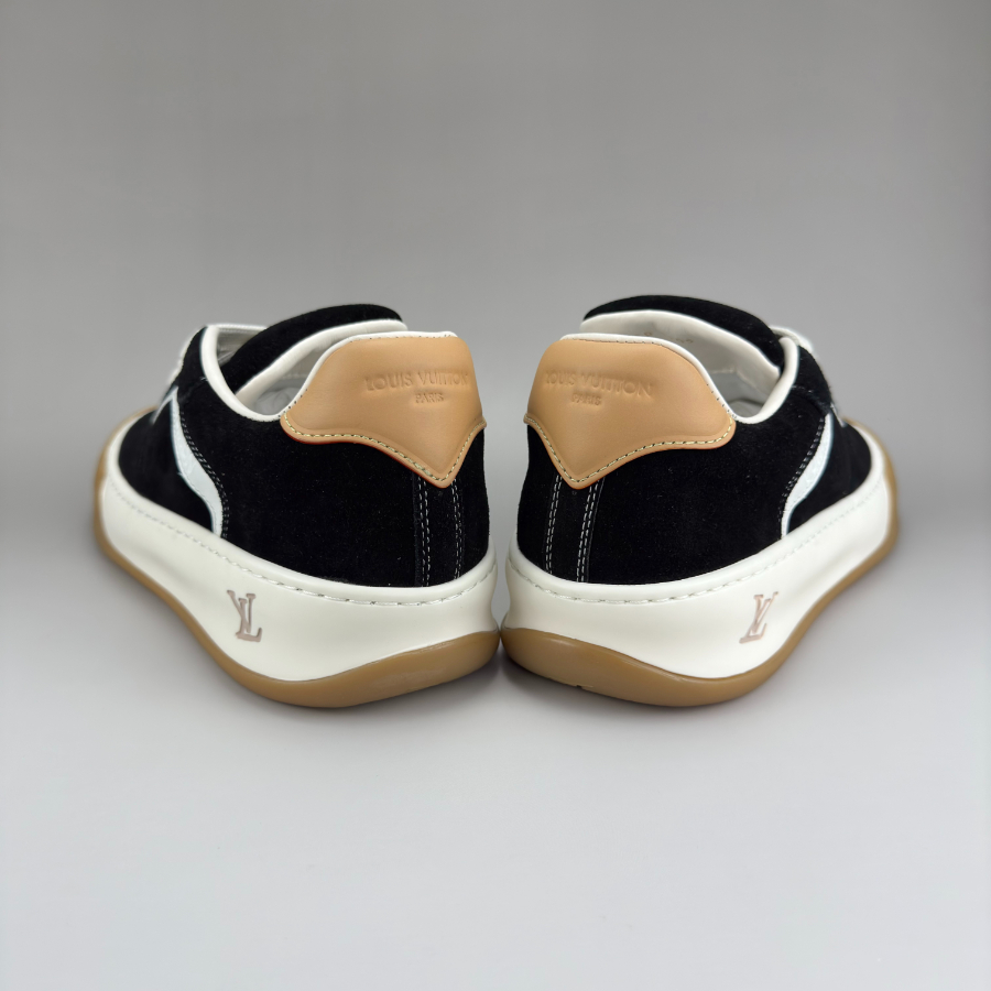 Louis Vuitton 루이비통 3D 모노그램 패턴 레더 로우탑 스니커즈 (Iv Tilted 스타일) 블랙 9