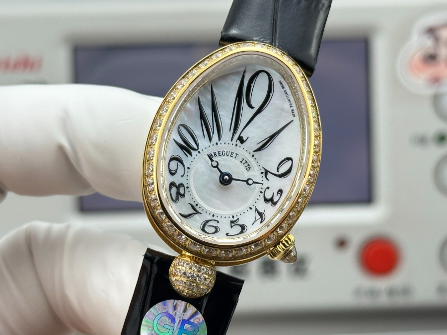 Breguet Reine de Naples Diamond Bezel 브레게 레인 드 네이플 다이아 베젤 여성 오벌 워치 골드베젤 화이트다이얼 25mm  3