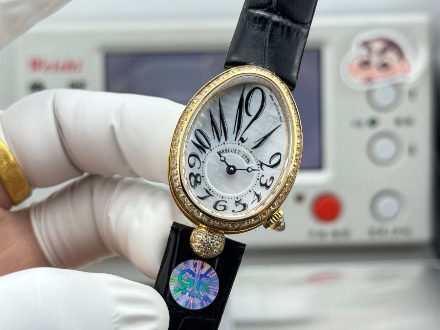 Breguet Reine de Naples Diamond Bezel 브레게 레인 드 네이플 다이아 베젤 여성 오벌 워치 골드베젤 화이트다이얼 25mm  9