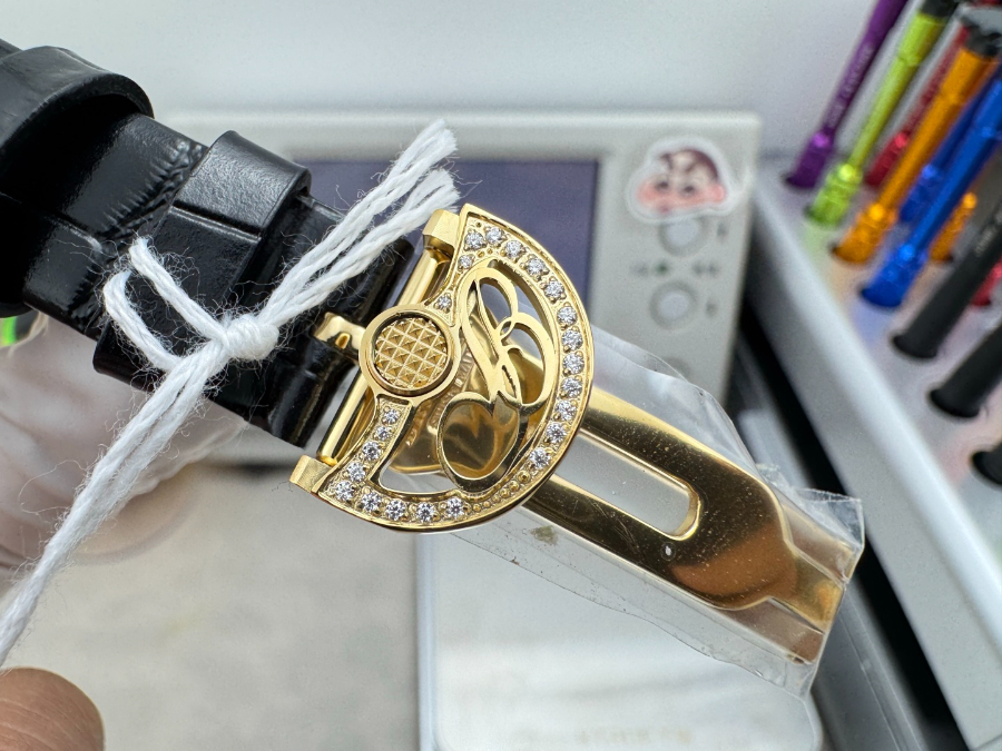 Breguet Reine de Naples Diamond Bezel 브레게 레인 드 네이플 다이아 베젤 여성 오벌 워치 블랙 스트랩 골드베젤 자개다이얼 25mm 9