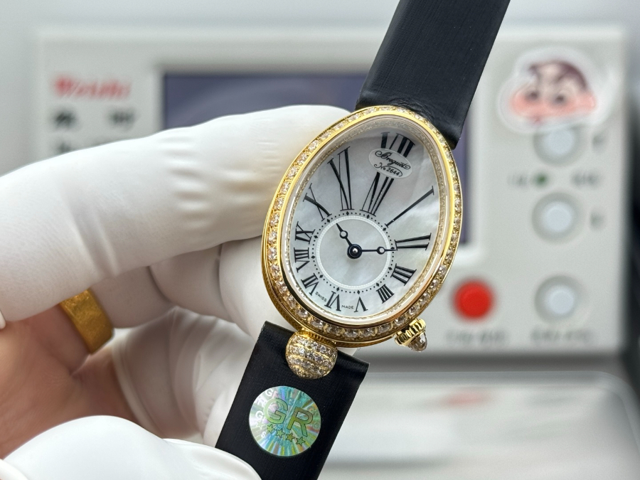 Breguet Reine de Naples Diamond Bezel 브레게 레인 드 네이플 다이아 베젤 여성 오벌 워치 블랙 스트랩 골드베젤 가재다이얼 25mm  3