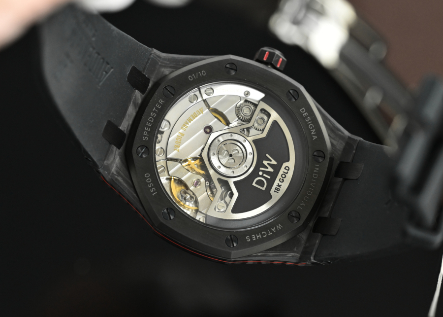 Audemars Piguet Royal Oak 15500 DiW Carbon “Voidline AP” 오데마 피게 로열 오크 15500 DiW 카본 보이드라인 AP 레드포인트 41mm 18