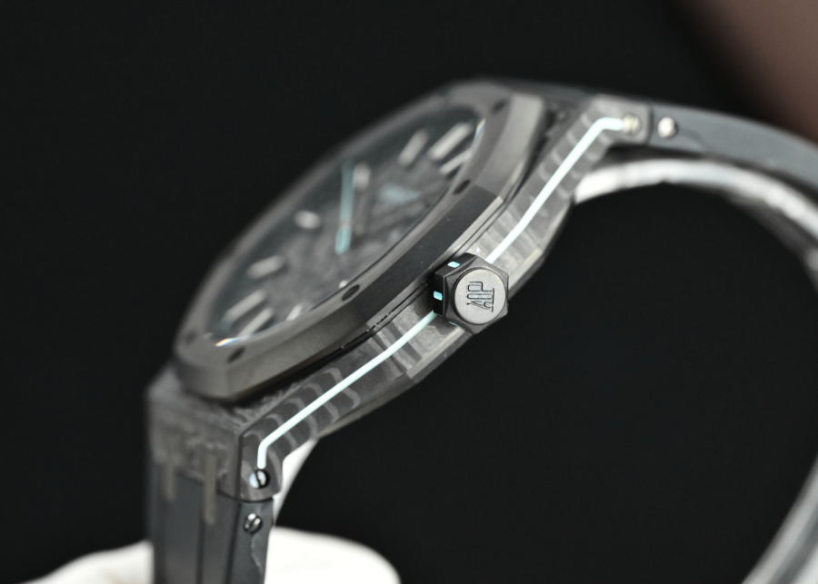 Audemars Piguet Royal Oak 15500 DiW Carbon “Voidline AP” 오데마 피게 로열 오크 15500 DiW 카본 보이드라인 AP 스카이포인트 41mm 8