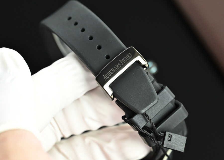 Audemars Piguet Royal Oak 15500 DiW Carbon “Voidline AP” 오데마 피게 로열 오크 15500 DiW 카본 보이드라인 AP 스카이포인트 41mm 9