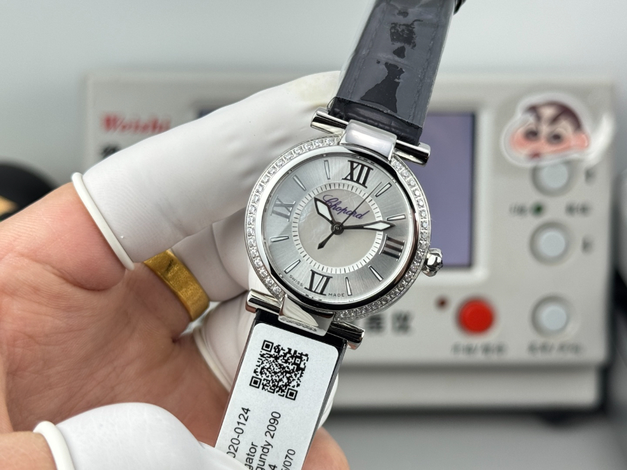 Chopard Imperiale Automatic 29mm 쇼파드 임페리얼 오토매틱 여성 시계 실버베젤 화이트다이얼 29mm 10