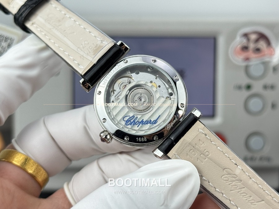 Chopard Imperiale Automatic 29mm 쇼파드 임페리얼 오토매틱 여성 시계 실버베젤 화이트다이얼 29mm 9