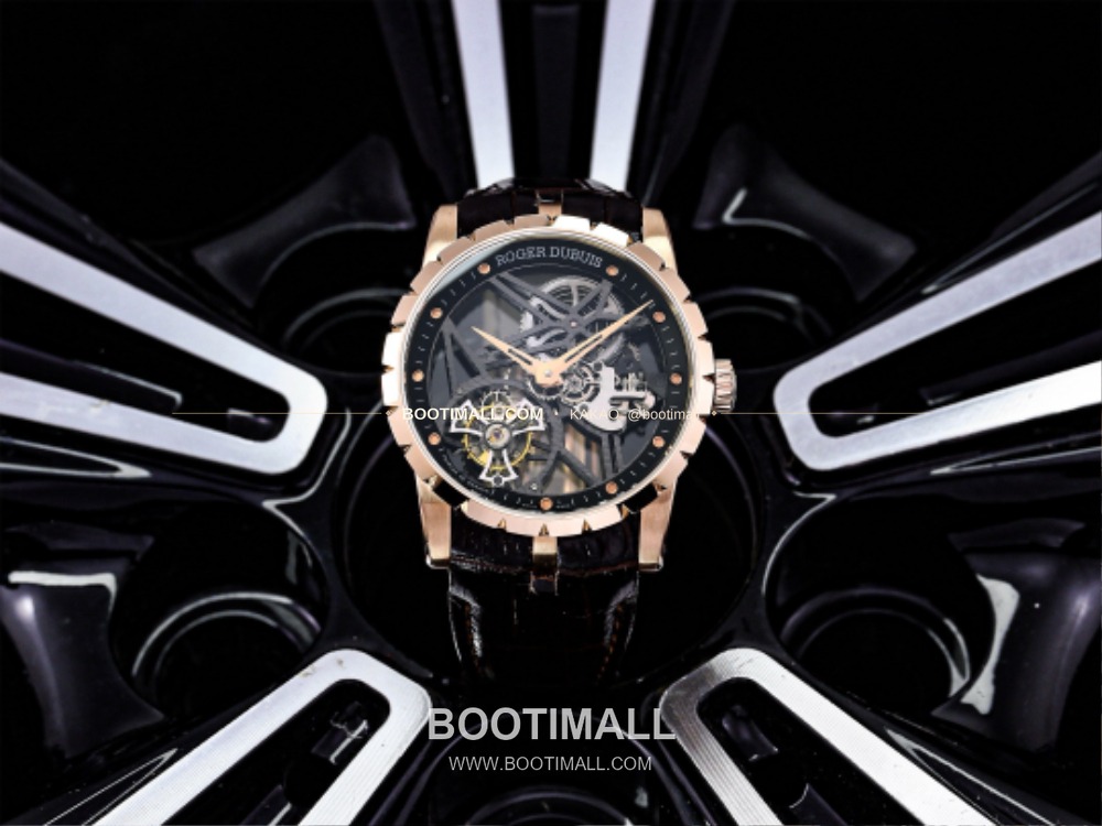 Roger Dubuis Excalibur Skeleton Flying Tourbillon 42mm RDDBEX0392 로저드뷔 엑스칼리버 스켈레톤 플라잉 투르비옹 42mm 2