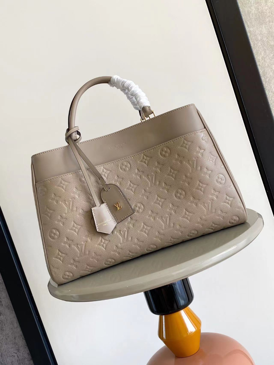 Louis Vuitton 루이비통 Avenue MM 토트백 모노그램 앙프렝트 M25575 베이지 38.5cm 1