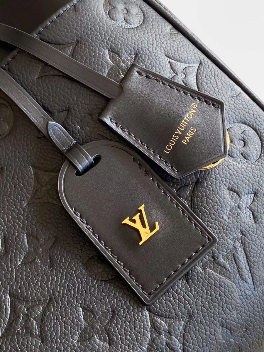 Louis Vuitton 루이비통 Avenue MM 토트백 모노그램 앙프렝트 M25575 블랙 38.5cm 6