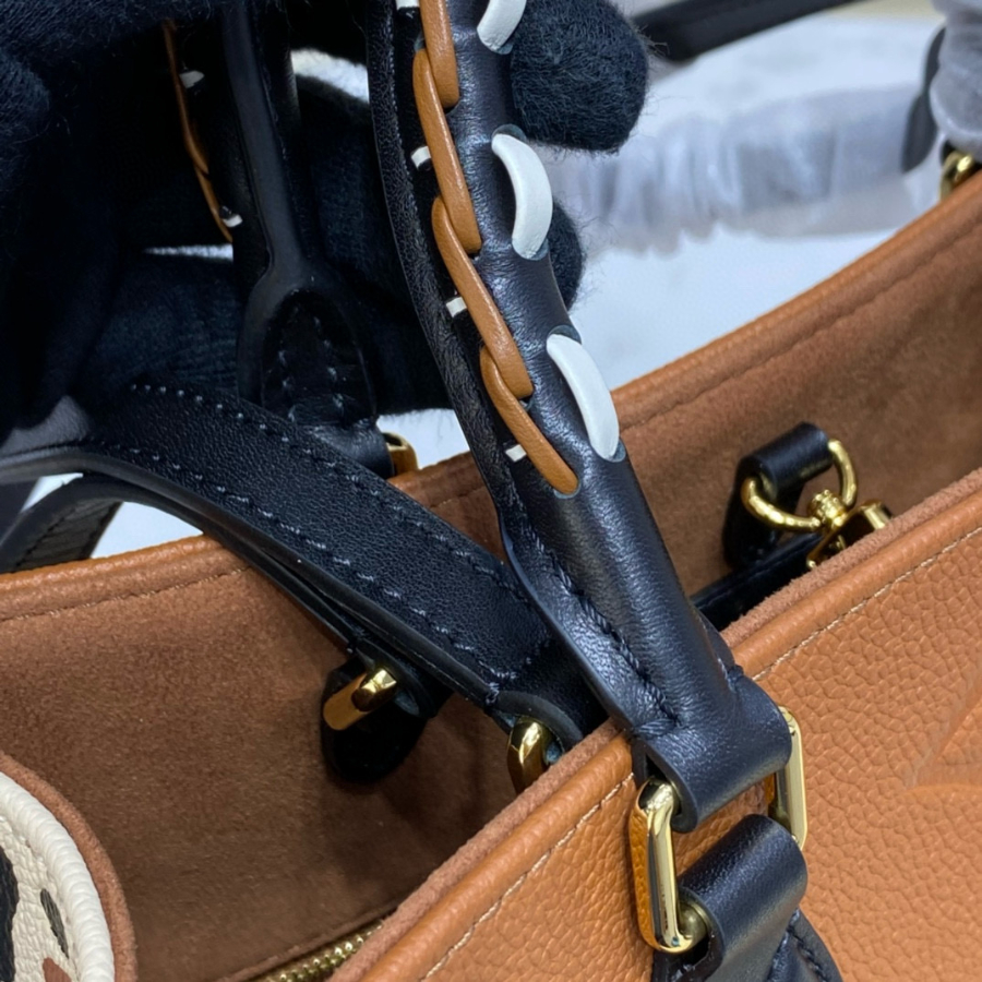 Louis Vuitton 루이비통 2023 온더고 MM 35cm (2색) (11월) 6