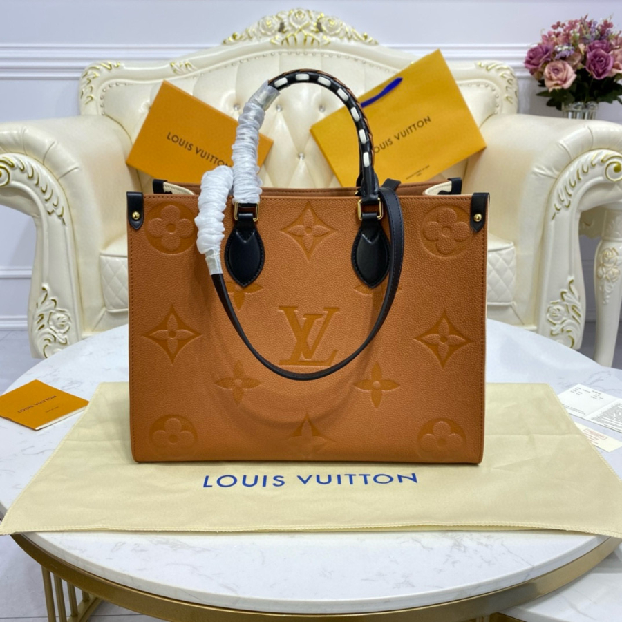 Louis Vuitton 루이비통 2023 온더고 MM 35cm (2색) (11월) 2