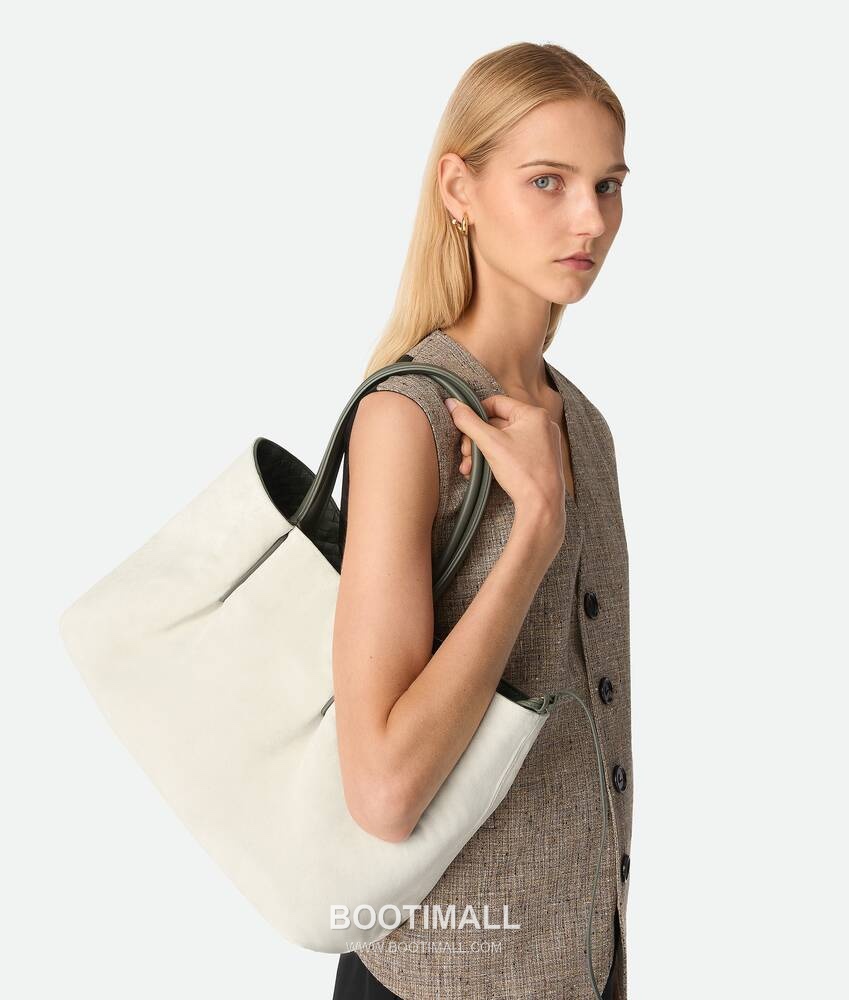 Bottega Veneta Pinacoteca Intrecciato 보테가 베네타 피나코테카 인트레치아토 레더 양면 기저귀가방 토트백 라지 43cm 2