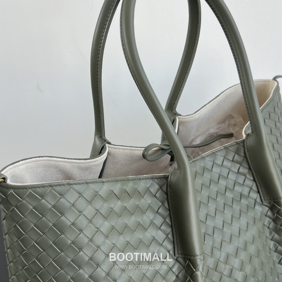 Bottega Veneta Pinacoteca Intrecciato 보테가 베네타 피나코테카 인트레치아토 레더 양면 기저귀가방 토트백 라지 43cm 9