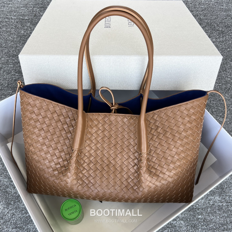 Bottega Veneta Pinacoteca Intrecciato 보테가 베네타 피나코테카 인트레치아토 레더 양면 기저귀가방 토트백 라지 브라운 43cm 4