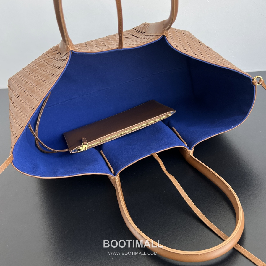 Bottega Veneta Pinacoteca Intrecciato 보테가 베네타 피나코테카 인트레치아토 레더 양면 기저귀가방 토트백 라지 브라운 43cm 12