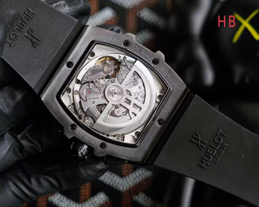 HUBLOT SPIRIT OF BIG BANG TITANIUM CERAMIC 위블로 스피릿 오브 빅뱅 티타늄 세라믹 42MM 4