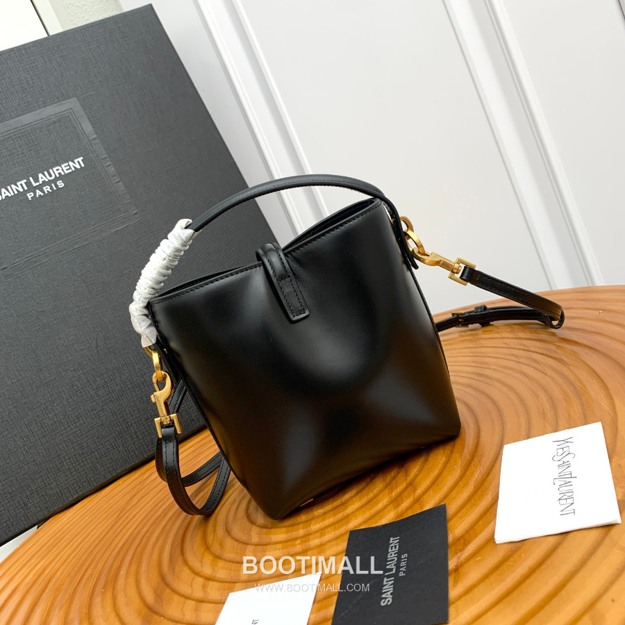 Saint Laurent 생로랑 2024 LE 37 스몰 버킷백 20cm (11월) 3