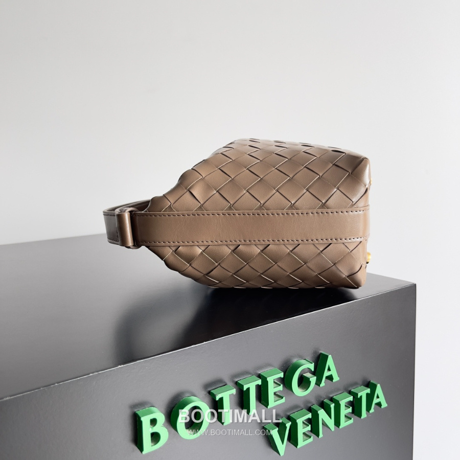 Bottega Veneta Intrecciato Denim & Calfskin Mini 보테가 베네타 인트레치아토 데님 & 카프스킨 미니 탑핸들백 마스틱 22cm 6
