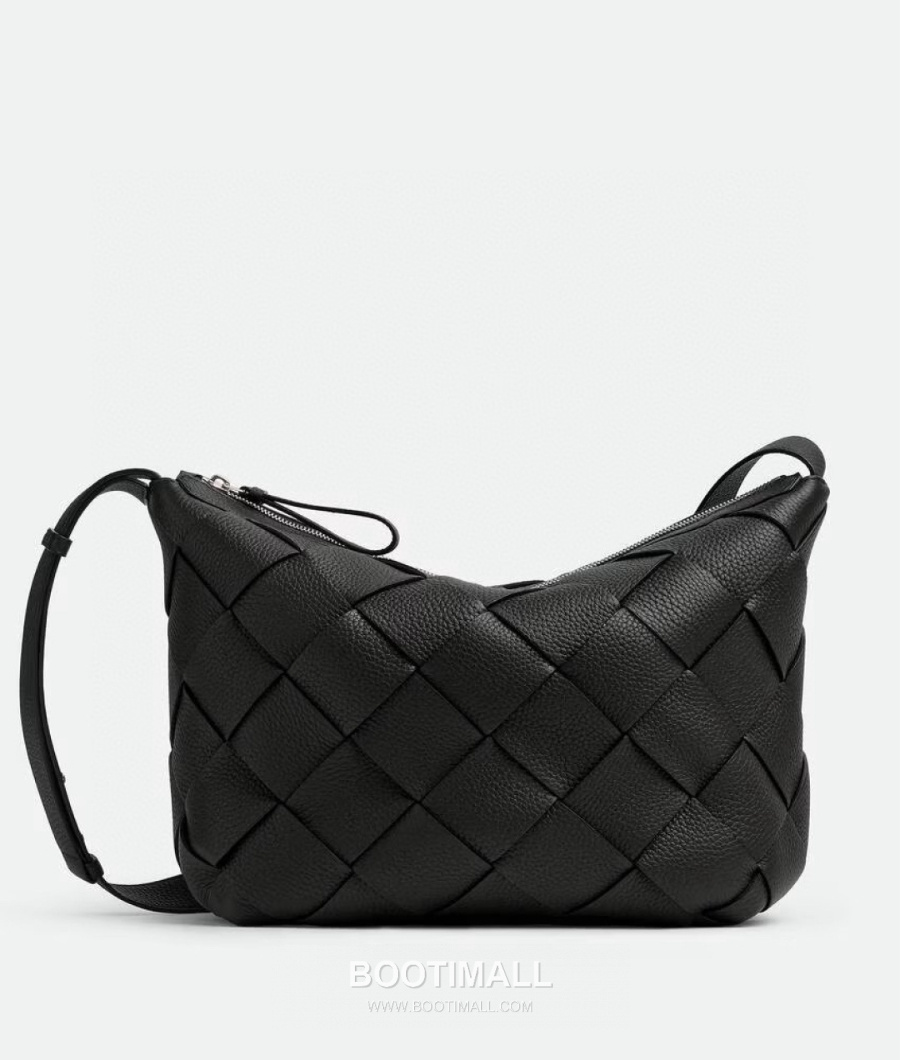 Bottega Veneta Intrecciato Diago Hobo Bag 보테가 베네타 인트레치아토 디아고 호보백 블랙 39cm 1