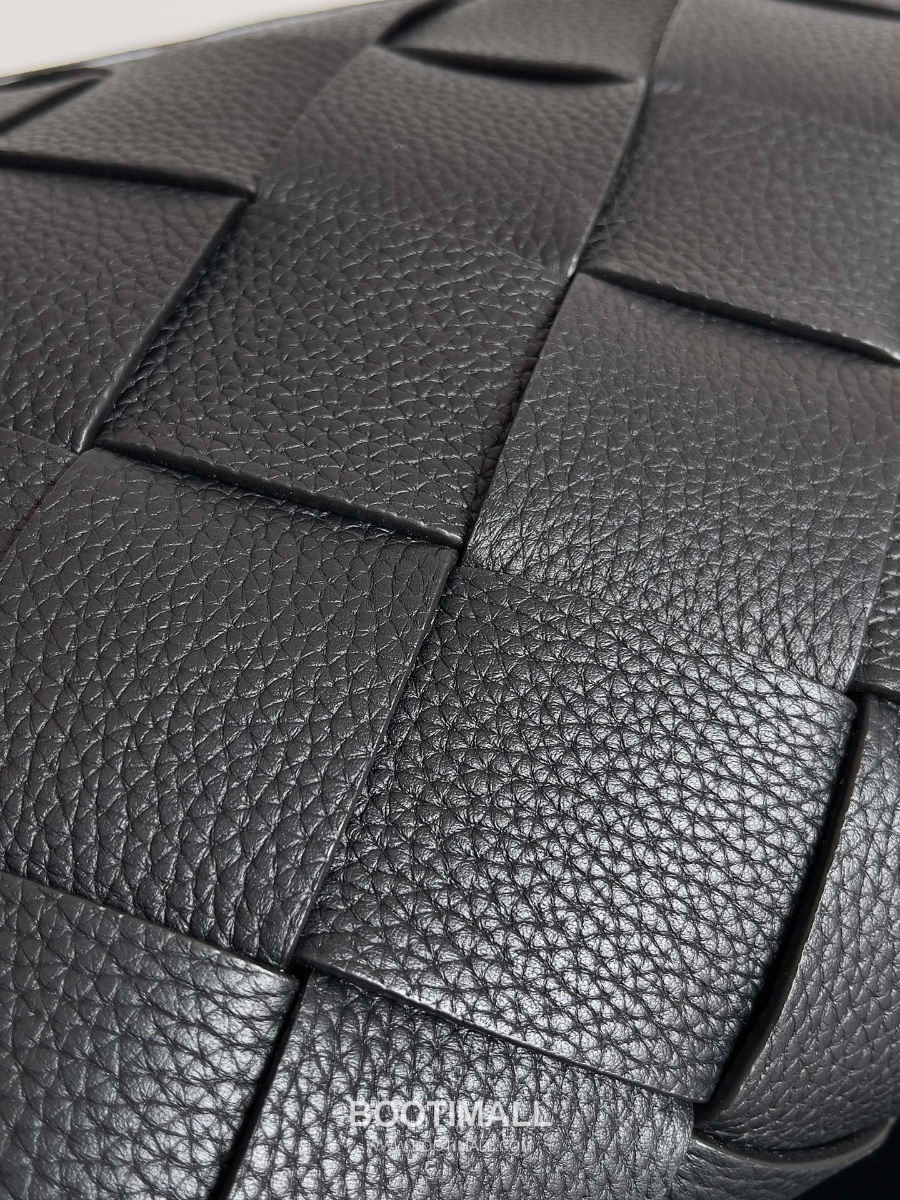 Bottega Veneta Intrecciato Diago Hobo Bag 보테가 베네타 인트레치아토 디아고 호보백 블랙 39cm 13