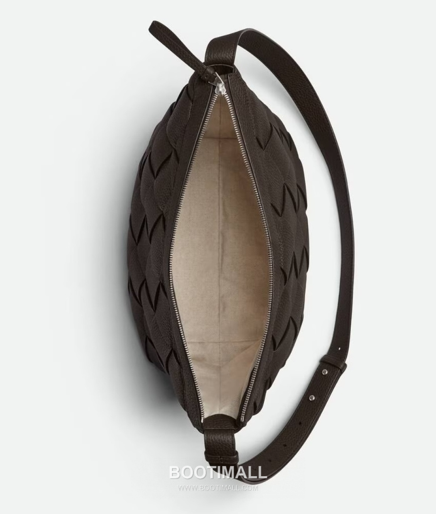 Bottega Veneta Intrecciato Diago Hobo Bag 보테가 베네타 인트레치아토 디아고 호보백 토프 브라운 39cm 2