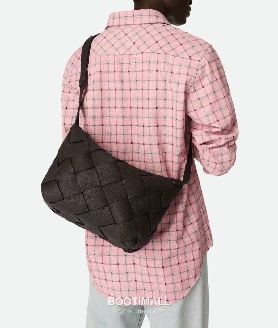 Bottega Veneta Intrecciato Diago Hobo Bag 보테가 베네타 인트레치아토 디아고 호보백 토프 브라운 39cm 4