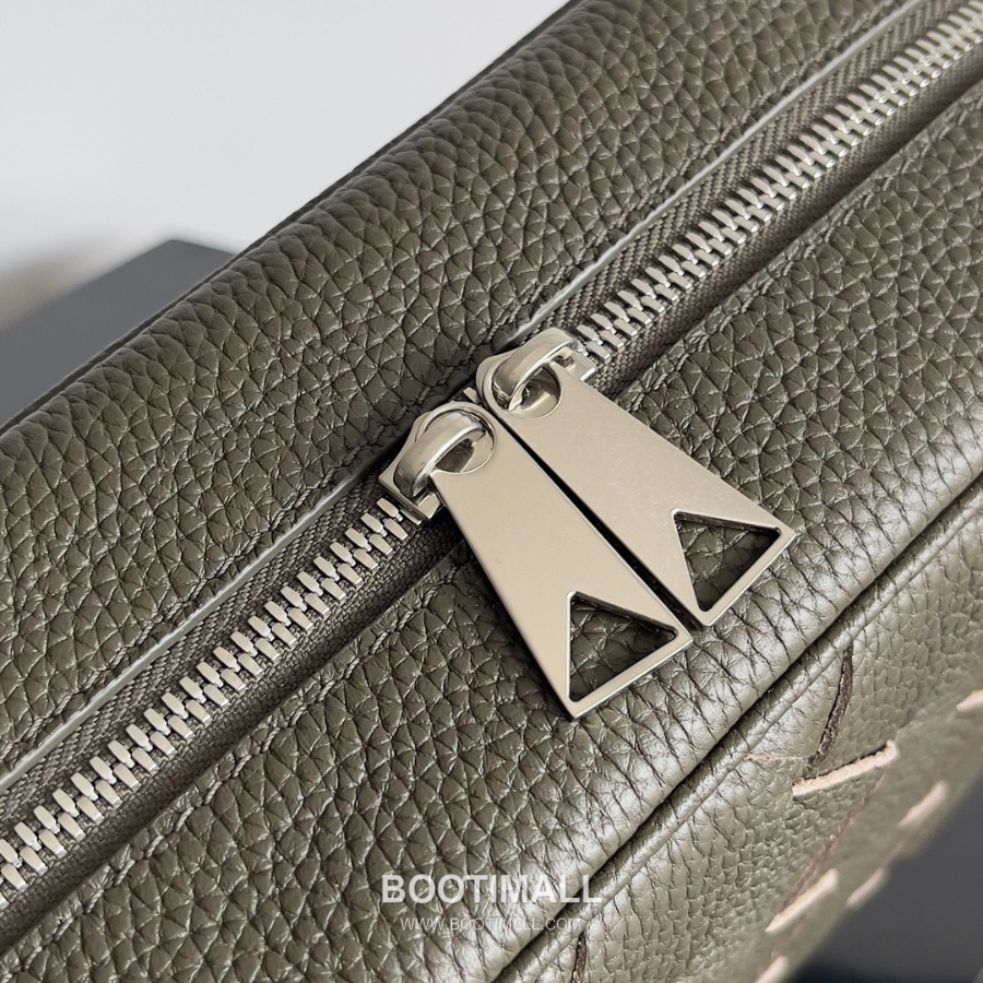 Bottega Veneta Intrecciato Camera Bag 보테가 베네타 인트레치아토 카메라백 카키 29cm 6