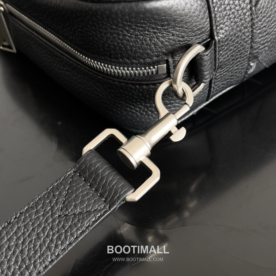 Bottega Veneta Intrecciato Camera Bag 보테가 베네타 인트레치아토 카메라백 블랙 29cm 5