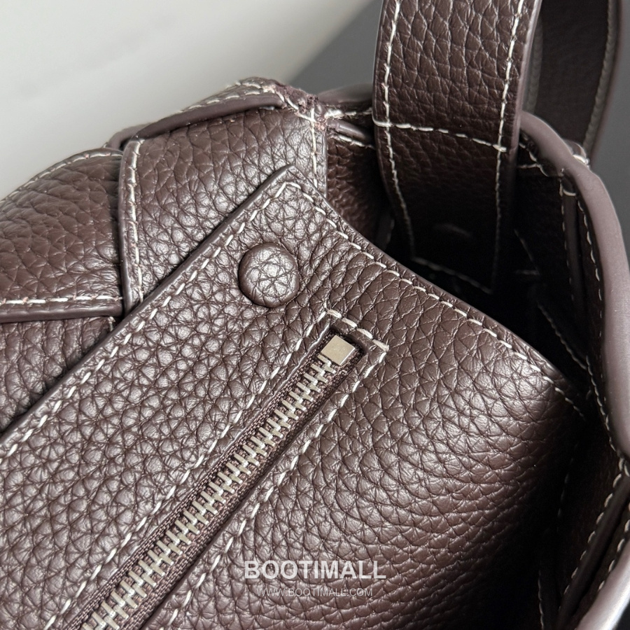 Bottega Veneta Diago Intreccio Smooth Leather Cross-body Bag 보테가 베네타 디아고 인트레치오 스무스 레더 크로스백 버건디브라운 22.5cm 7