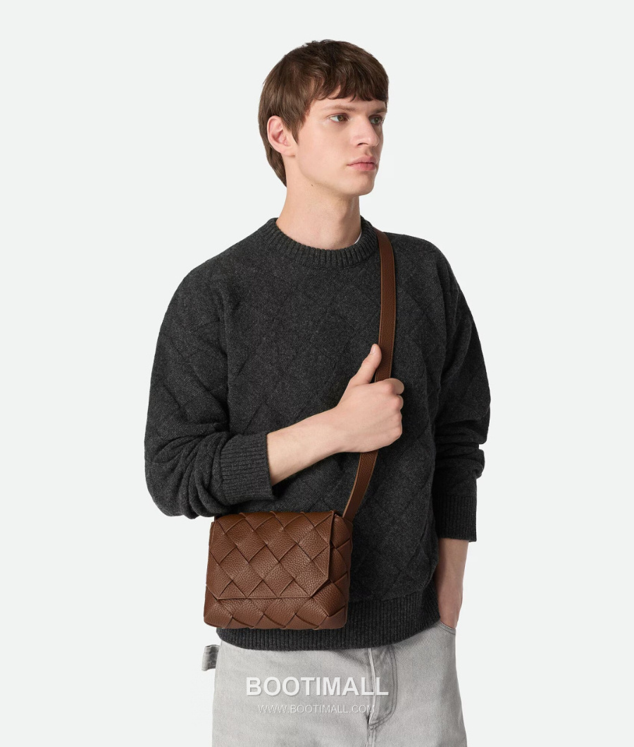 Bottega Veneta Diago Intreccio Smooth Leather Cross-body Bag 보테가 베네타 디아고 인트레치오 스무스 레더 크로스백 브라운 22.5cm 2