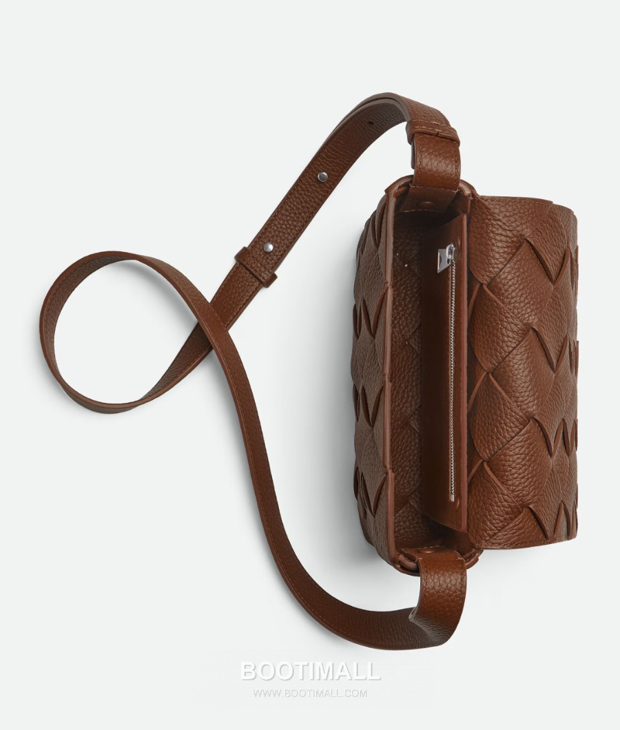 Bottega Veneta Diago Intreccio Smooth Leather Cross-body Bag 보테가 베네타 디아고 인트레치오 스무스 레더 크로스백 브라운 22.5cm 6