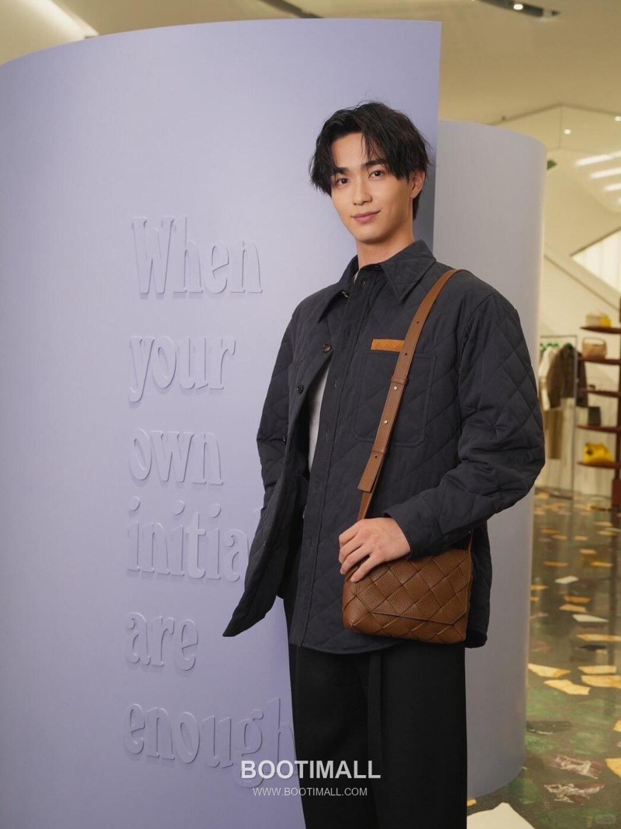 Bottega Veneta Diago Intreccio Smooth Leather Cross-body Bag 보테가 베네타 디아고 인트레치오 스무스 레더 크로스백 브라운 22.5cm 9