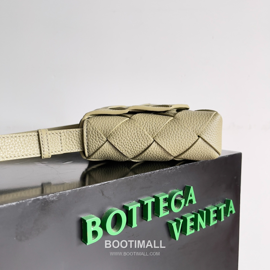 Bottega Veneta Diago Intreccio Smooth Leather Cross-body Bag 보테가 베네타 디아고 인트레치오 스무스 레더 크로스백 라임카키 22.5cm 3