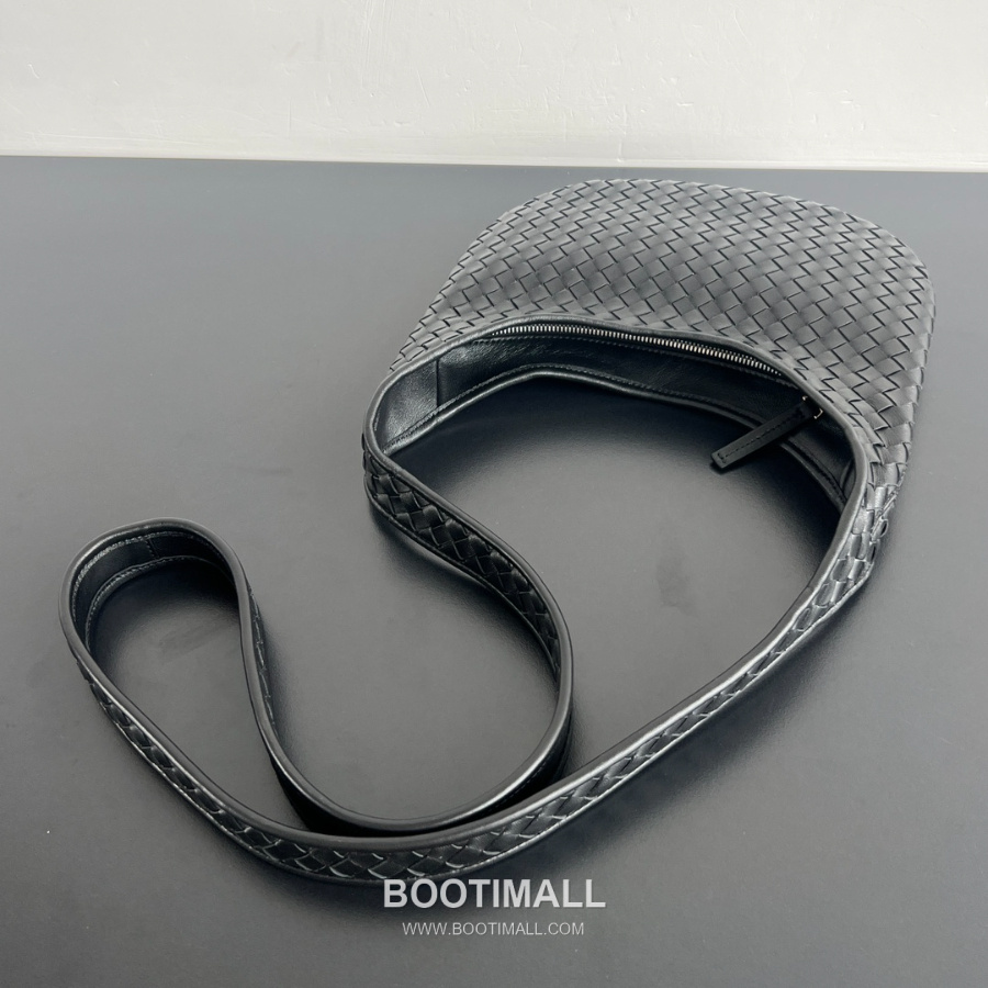 Bottega Veneta Small Veneto Intrecciato 보테가 베네타 스몰 베네토 인트레치아토 크로스바디 백 836918V5RI1 투톤블랙 27cm 4