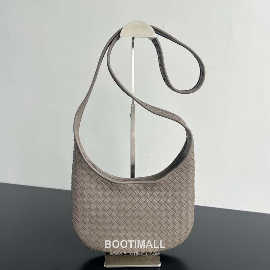 Bottega Veneta Small Veneto Intrecciato 보테가 베네타 스몰 베네토 인트레치아토 크로스바디 백 836918V5RI1 카키베이지 27cm 1