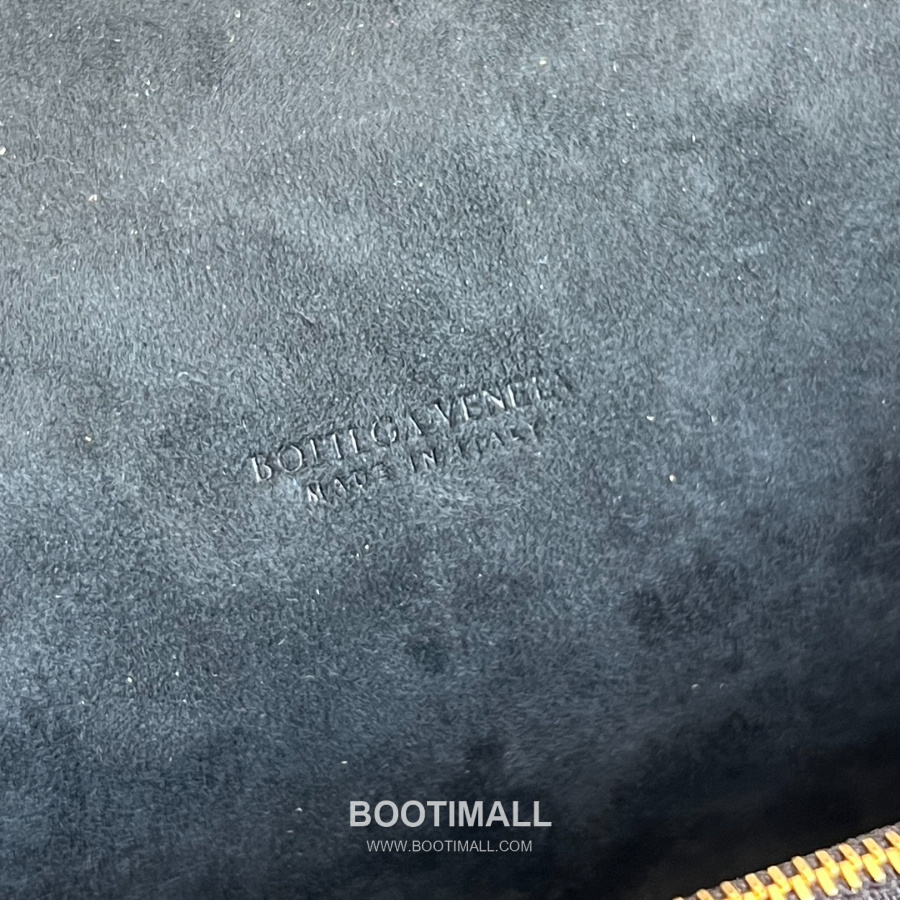 Bottega Veneta Notturno Crossbody 보테가 베네타 노투르노 크로스바디 블랙 21cm 8