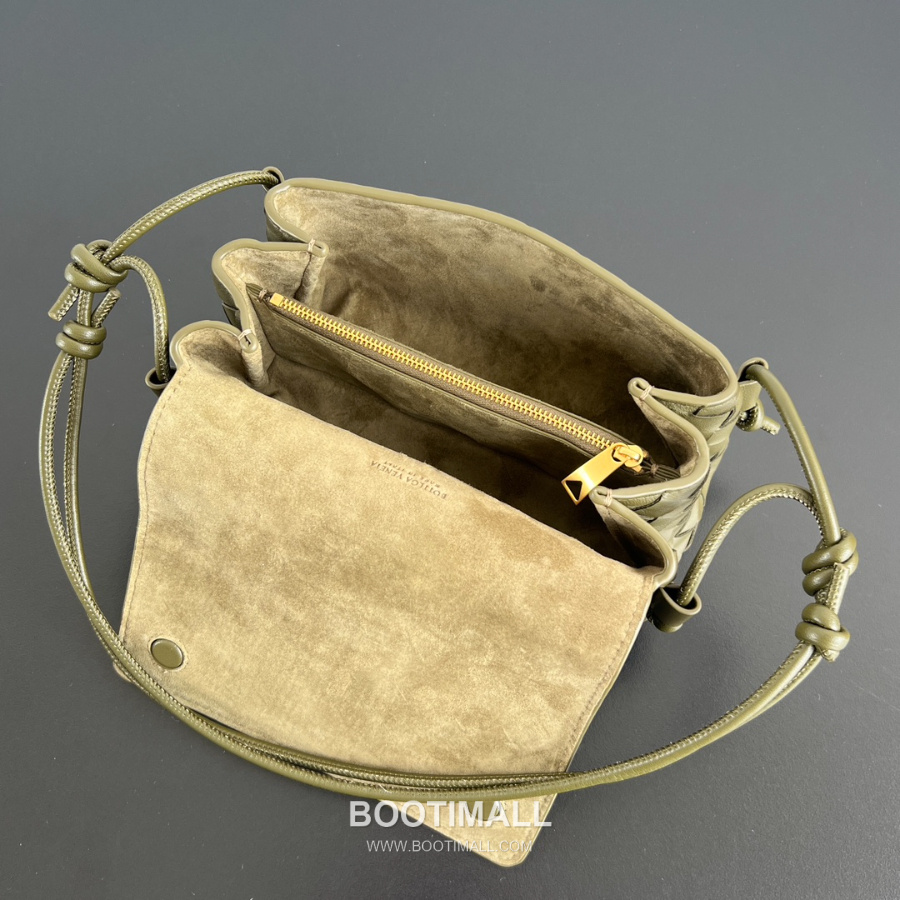 Bottega Veneta Notturno Crossbody 보테가 베네타 노투르노 크로스바디 카키그린 21cm 6