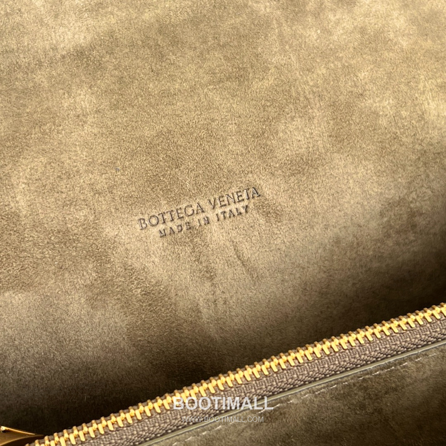 Bottega Veneta Notturno Crossbody 보테가 베네타 노투르노 크로스바디 카키그린 21cm 8