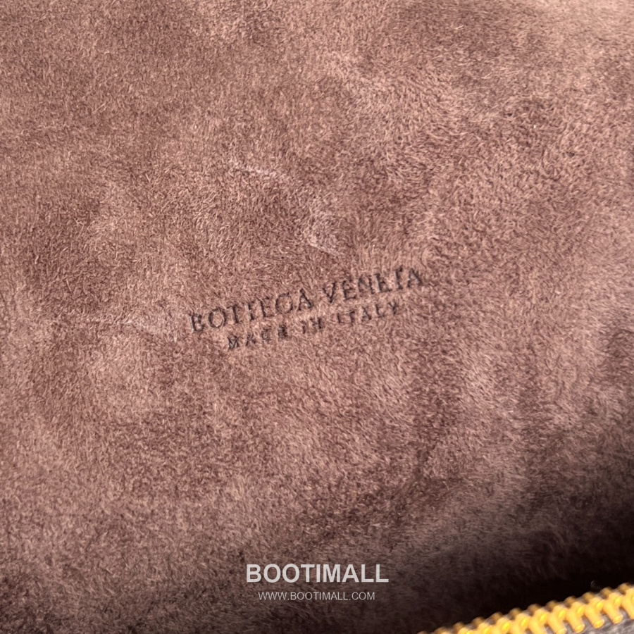 Bottega Veneta Notturno Crossbody 보테가 베네타 노투르노 크로스바디 브라운버건디 21cm 8