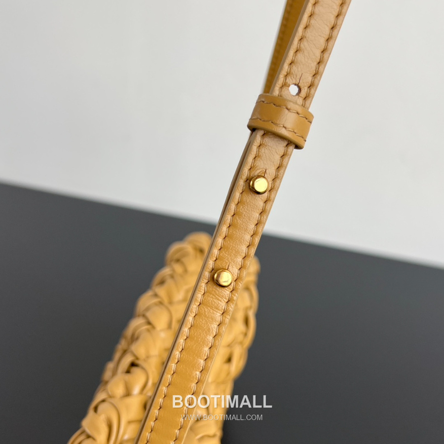 Bottega Veneta Kalimero Cha-Cha Bag 보테가 베네타 칼리메로 차차 숄더백 옐로우베이지 28.5cm 7
