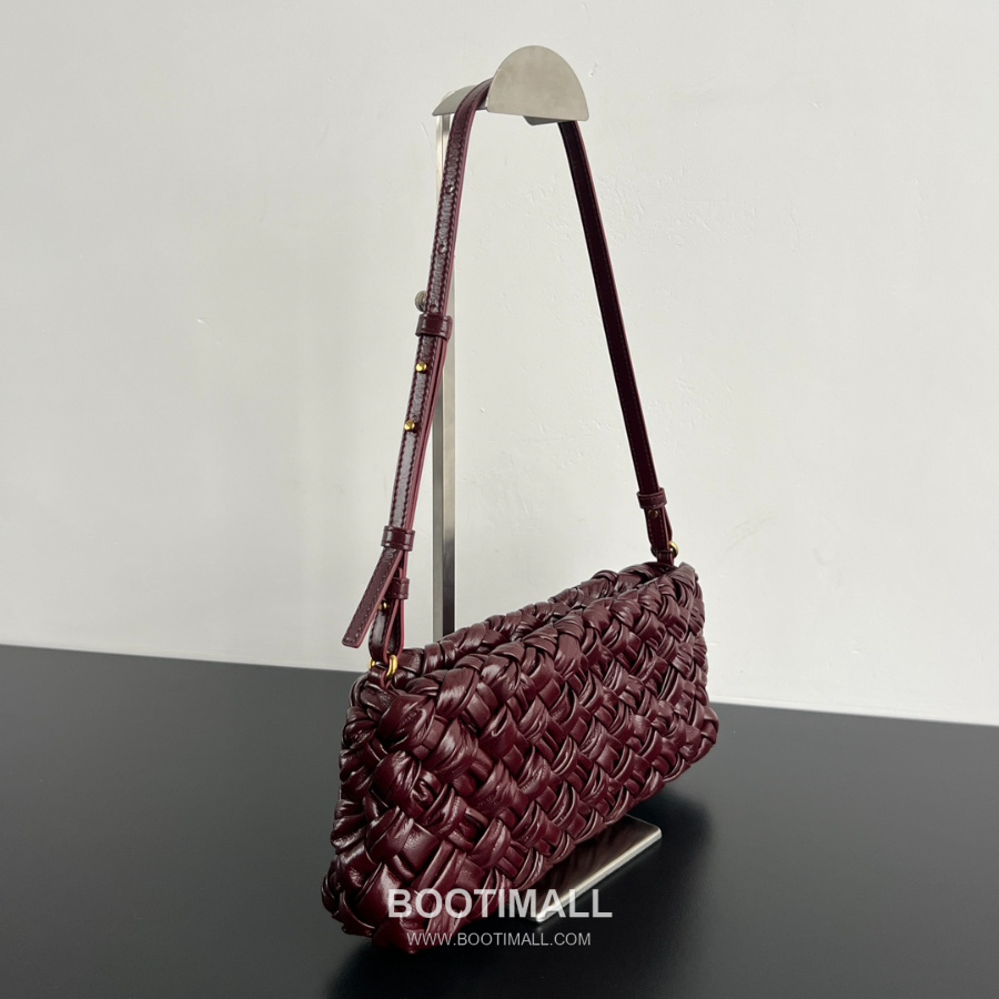 Bottega Veneta Kalimero Cha-Cha Bag 보테가 베네타 칼리메로 차차 숄더백 버건디 28.5cm 3