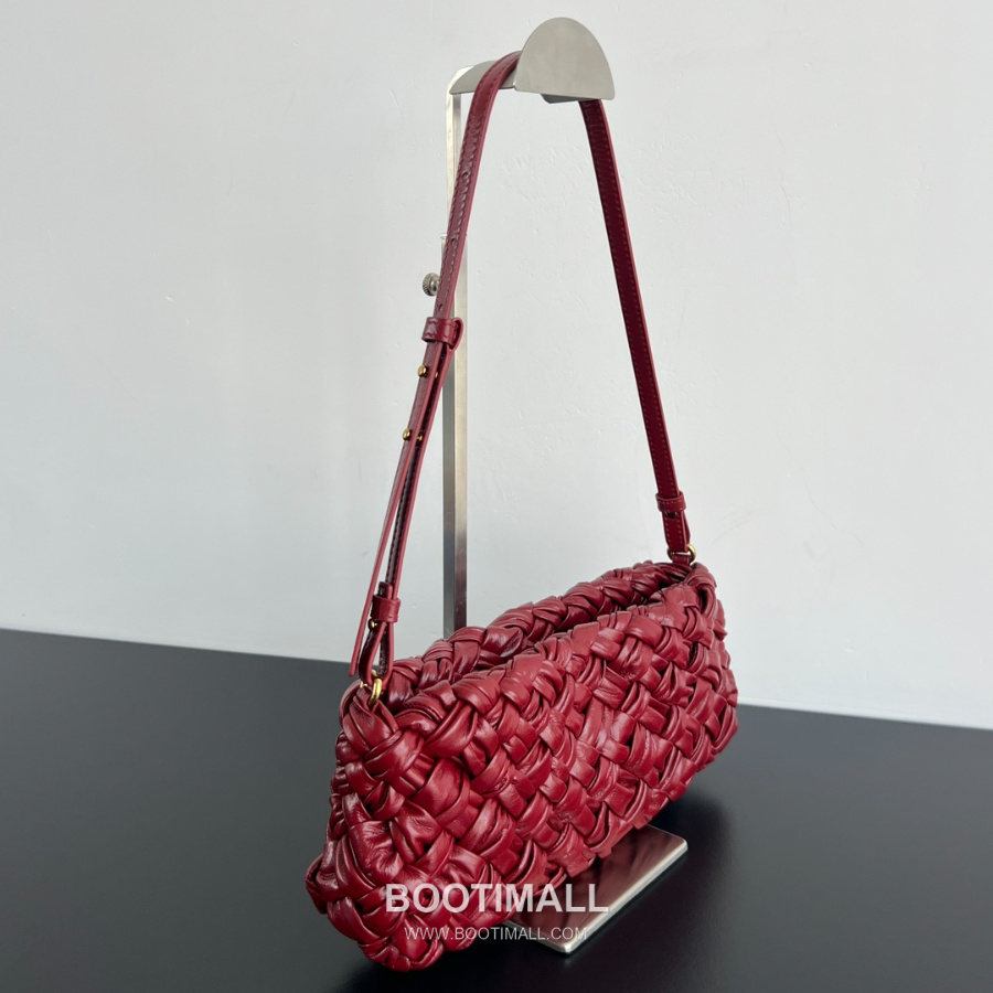 Bottega Veneta Kalimero Cha-Cha Bag 보테가 베네타 칼리메로 차차 숄더백 레드 28.5cm 2